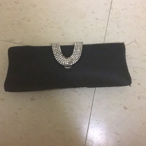 Woman’s clutch - Picture 1 of 4